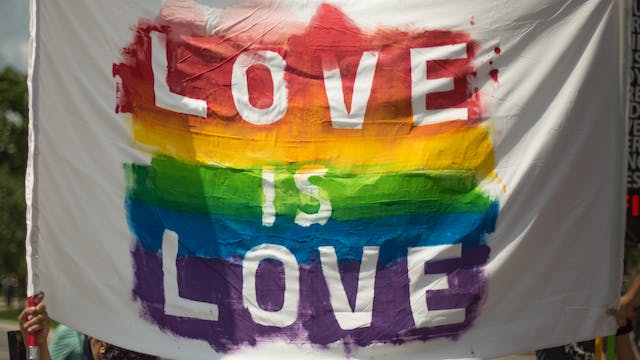 Les clubs libertins LGBTQ+ : des espaces de liberté sexuelle